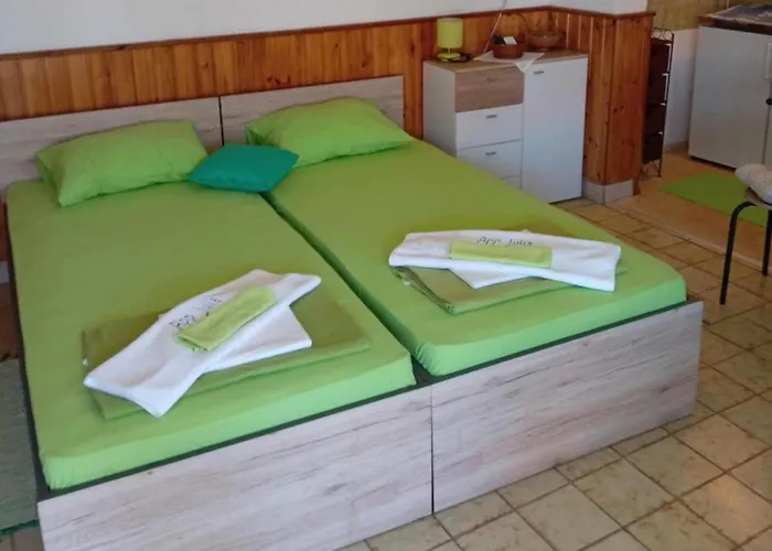 Apartman Julia - Julia 6 *