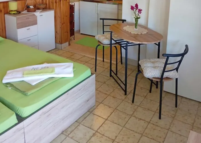 Julia - Julia 6 Apartman *